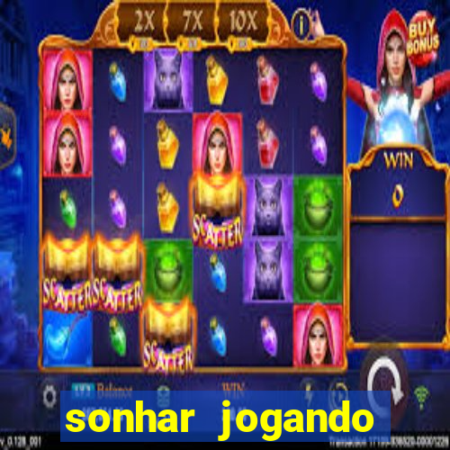 sonhar jogando futebol sendo goleiro